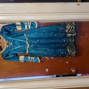 To small for growing daughter, green gold detail....dress up